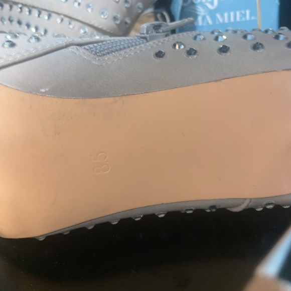 Steve Madden Women's Rhinestone Heels - Picture 5 of 7